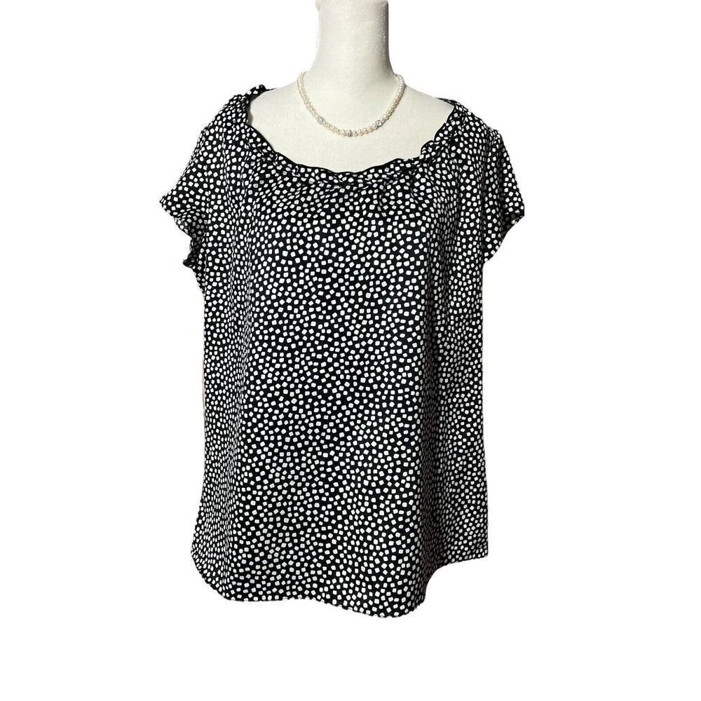 Coldwater Creek Size L 14 Womens Top Short Sleeve Black & White